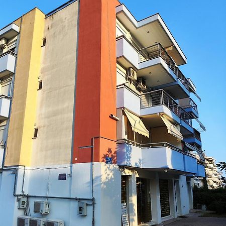 Homely Flat Near Airport 테살로니키 외부 사진