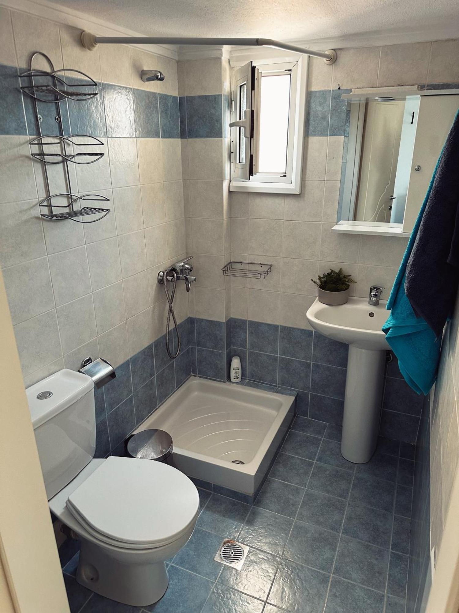 Homely Flat Near Airport 테살로니키 외부 사진